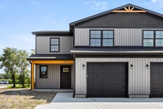 Building Photo - 110 Kevin Dr