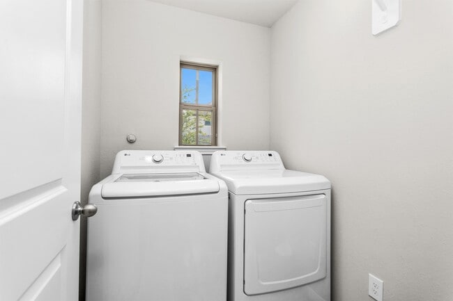 Building Photo - 26514 Bright Eyes Ln