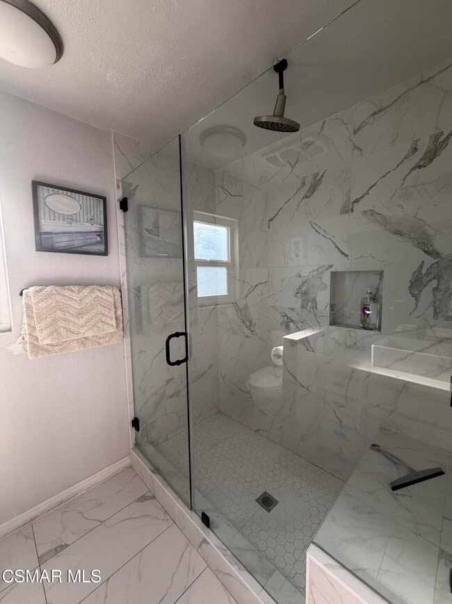 Building Photo - 9251 Notre Dame Ave