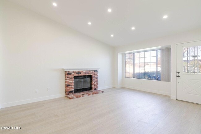 Building Photo - 514 E Ave J 9