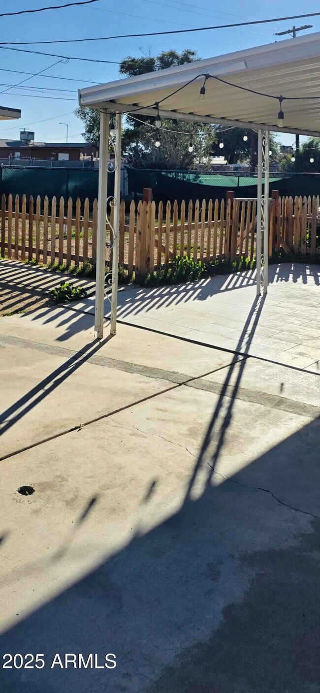 Building Photo - 11329 W Duluth Ave