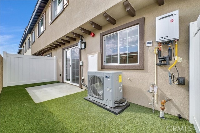 Building Photo - 16385 Valencia Ave