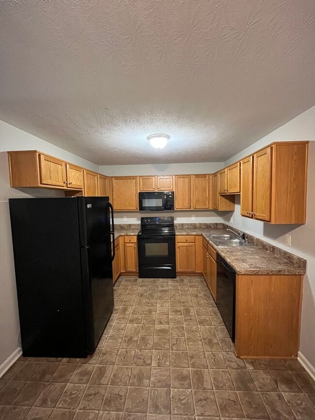 Building Photo - Upper Stone Apartments