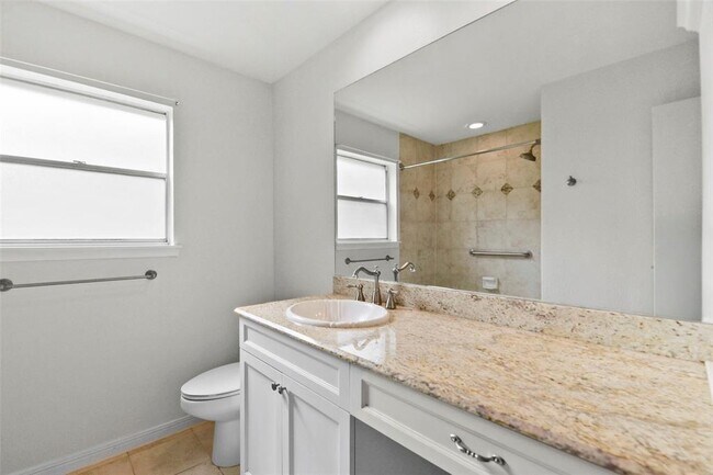 Building Photo - 3607 Cedar Gardens Dr