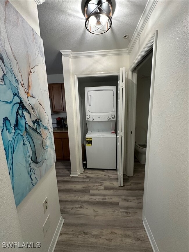 Building Photo - 9069 Gervais Cir