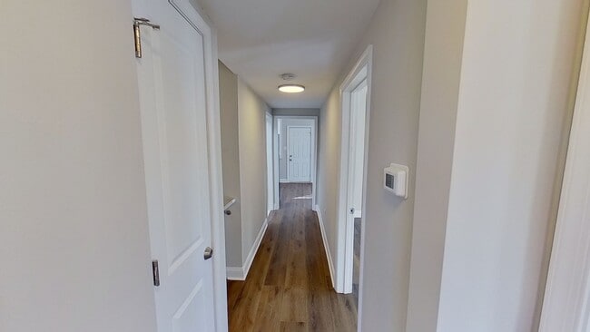 Building Photo - 3607 Fernhill Ave