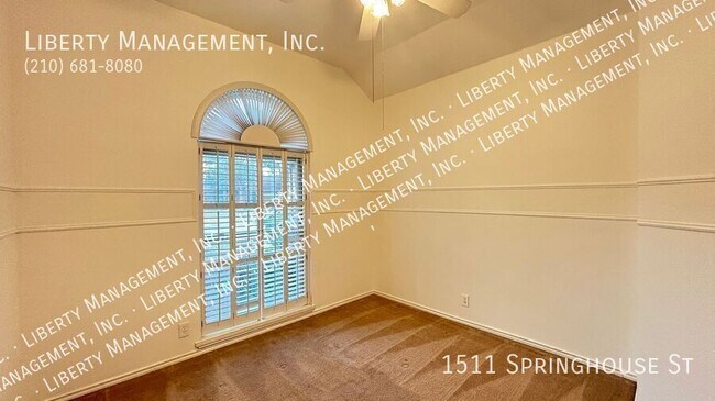 Building Photo - 1511 Springhouse St