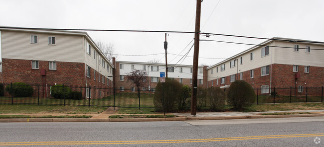 Building Photo - Cherrydale Apartments