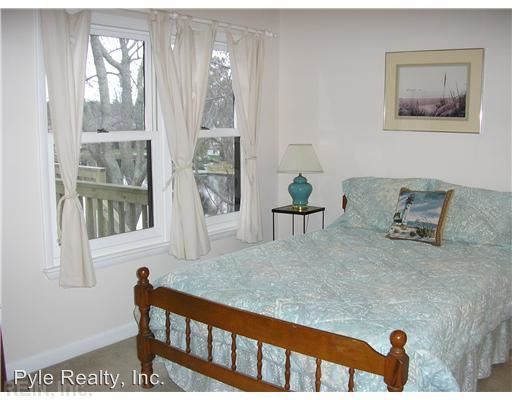 Building Photo - 3 br, 2.5 bath House - 737 Surfside Avenue