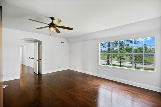 Building Photo - 3424 S MacGregor Way