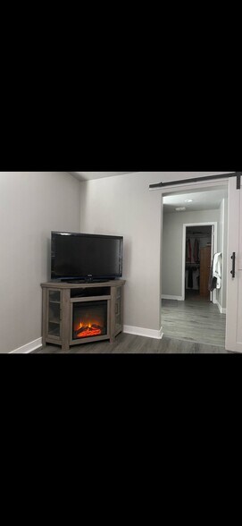 Building Photo - 11817 Rushmore Park Ln
