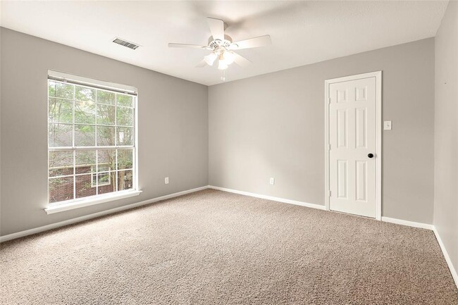 Building Photo - 71 E Sterling Pond Cir