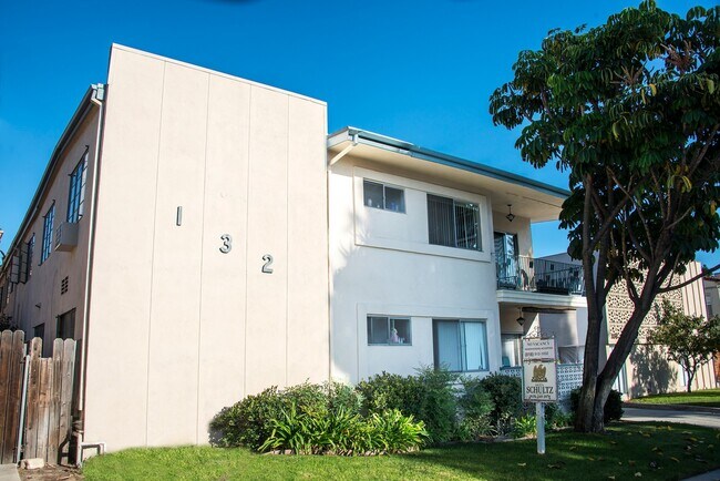 Building Photo - sin132