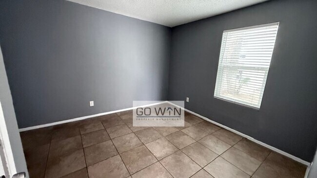 Building Photo - 245 S Allen