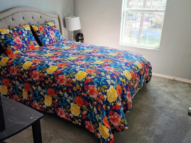 Building Photo - 25032 Thrushwood Ln