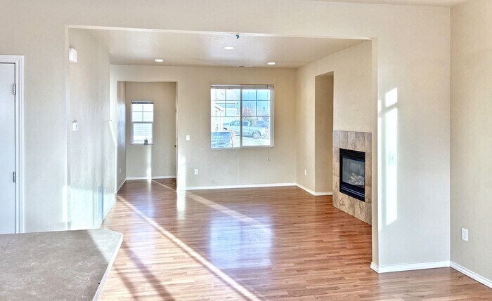 Building Photo - 403 Bannock St