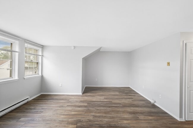 Building Photo - 50-62 East Street - 1C