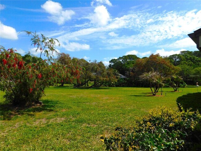 Building Photo - 40 Dale Pl