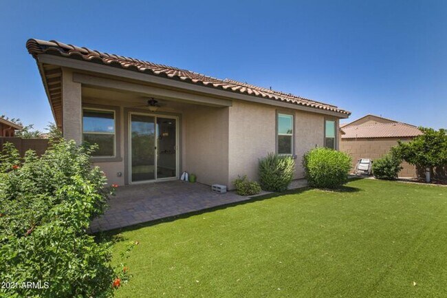 Building Photo - 40876 W Tamara Ln