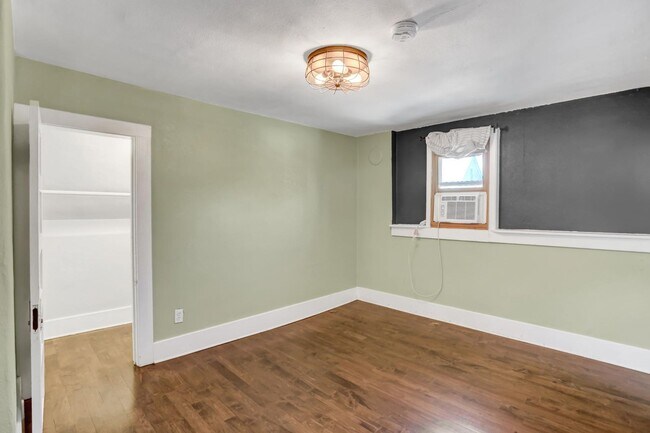 Building Photo - 63 Acoma St