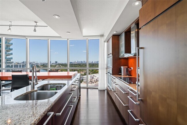 Building Photo - 3801 Collins Ave