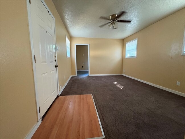 Building Photo - 5234 Claremont St