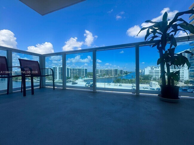 Building Photo - 3800 S Ocean Dr