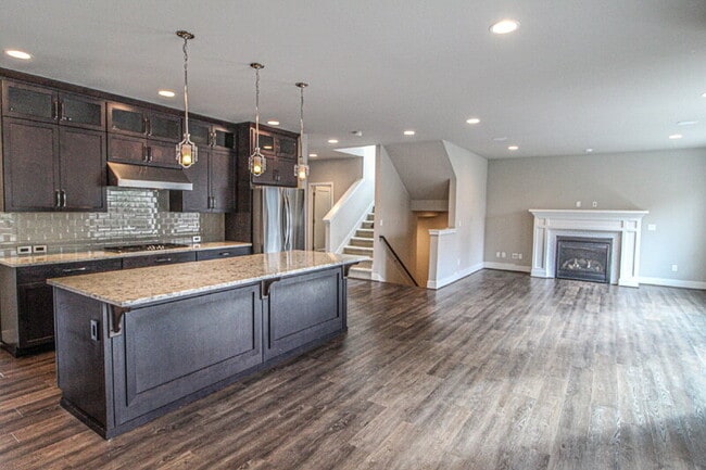 Building Photo - 1418 184th Pl SE