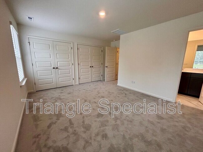 Building Photo - 10514 Brookside Reserve Rd