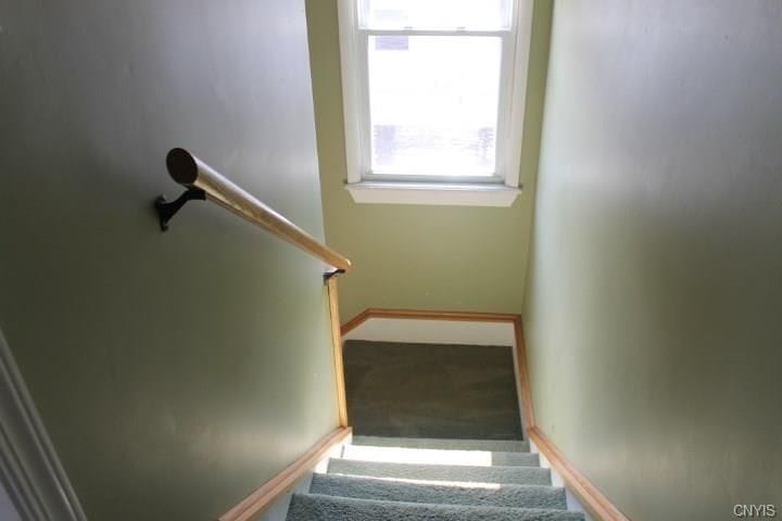 Building Photo - 375 Pawling St