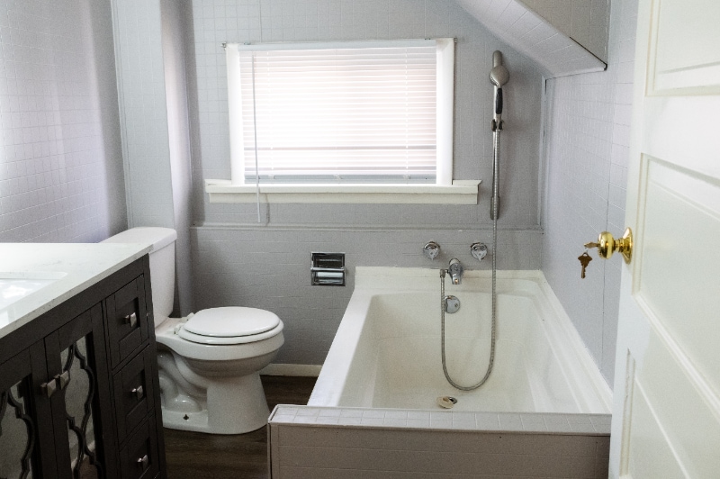 Building Photo - 440 W Main St