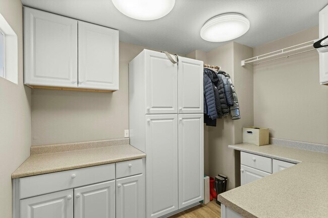 Building Photo - 31500 Britton Cir