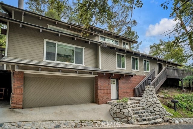 Building Photo - 850 Country Club Dr