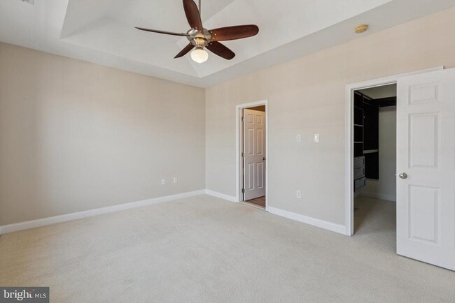 Building Photo - 105 Captains Way