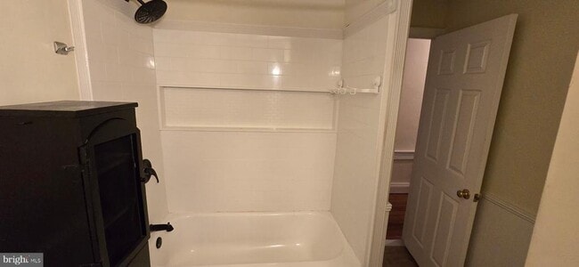 Building Photo - 2196 Spinnerstown Rd