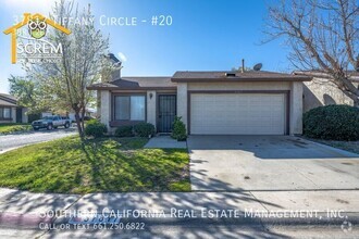 Building Photo - Three bedroom, Single-Story Home in Palmdale