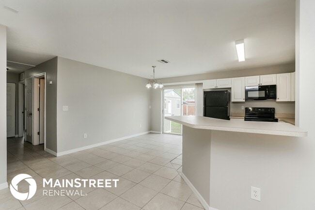 Building Photo - 1343 15th St S