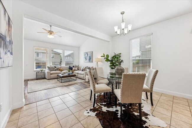 Building Photo - 4 bd/2.5 ba in Pflugerville ready for move in!