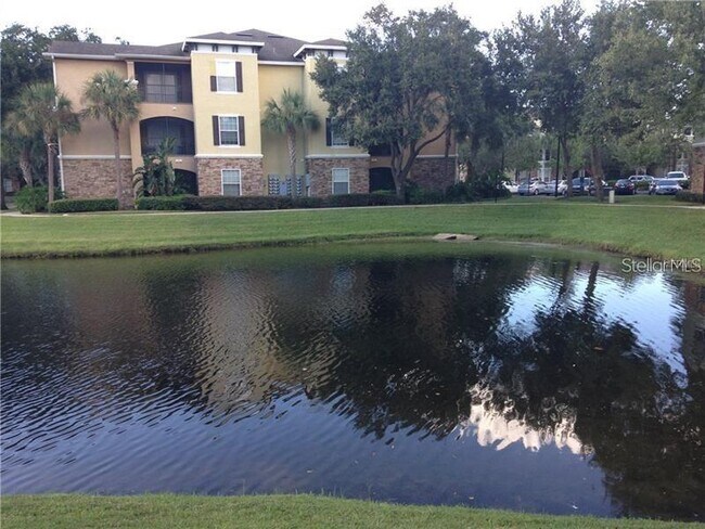 Building Photo - 10121 Courtney Palms Blvd