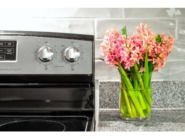 Building Photo - 50 N Illinois St