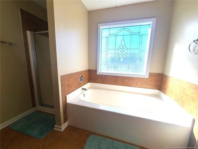 Building Photo - 972 Screech Owl Dr