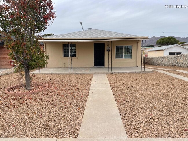 Primary Photo - 1409 Howze St