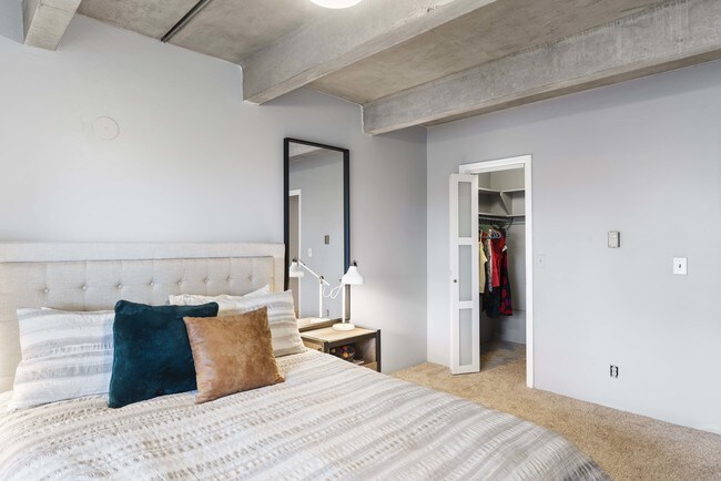 Building Photo - 1265 Race St