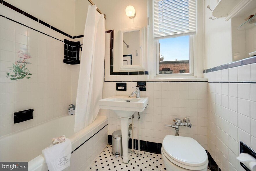 Bathroom - 4007 Connecticut Ave NW