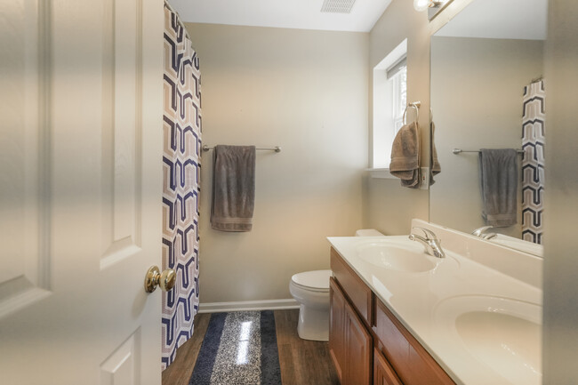 Building Photo - 1759 Hidden Creek Dr