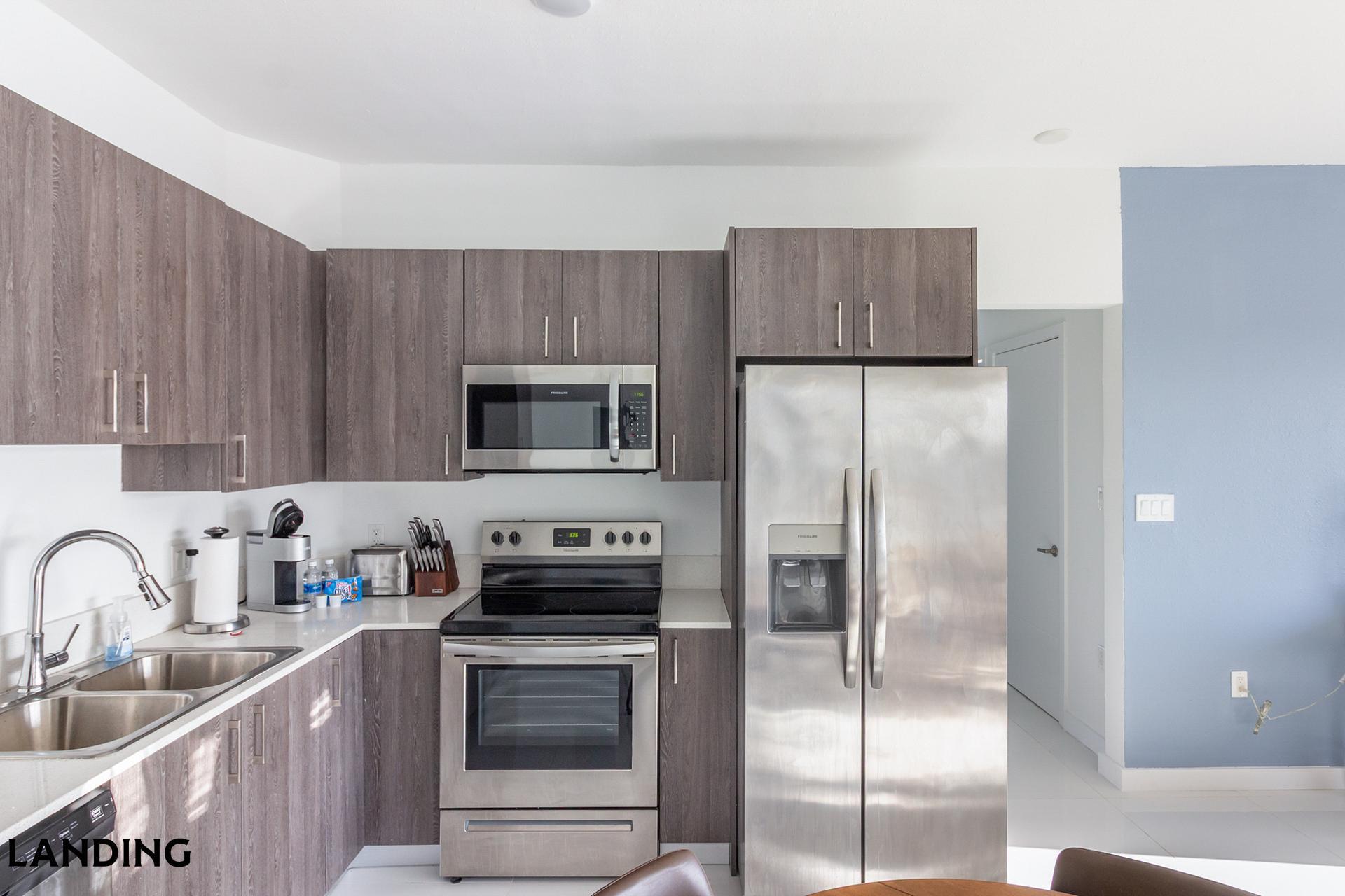 Building Photo - 25850 SW 140th Ct