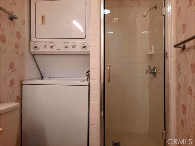 Building Photo - 2233 Via Puerta