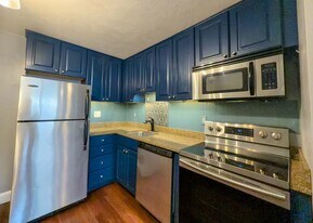 Building Photo - 31 Andrew St