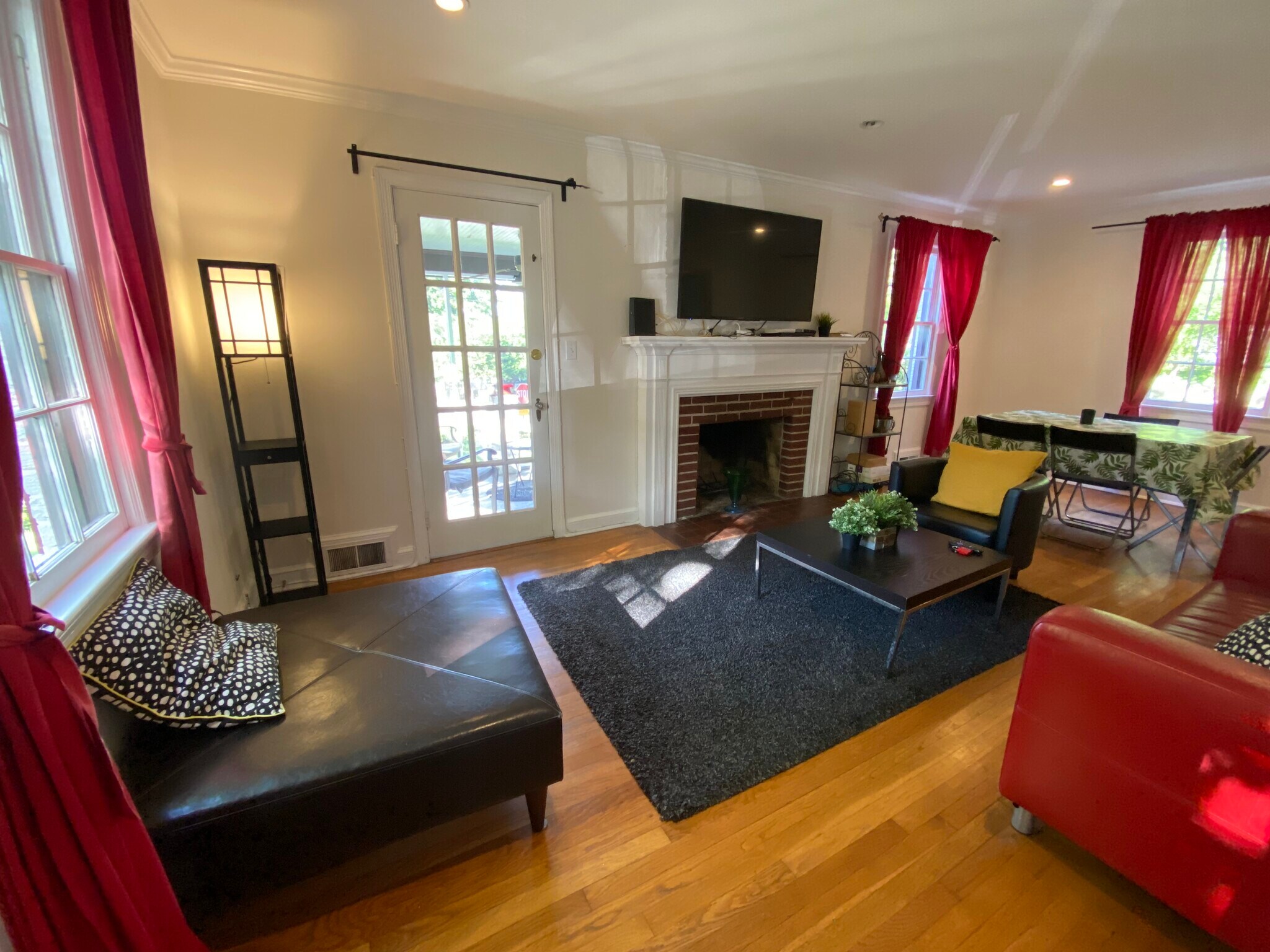 Building Photo - 4427 Nebraska Ave NW