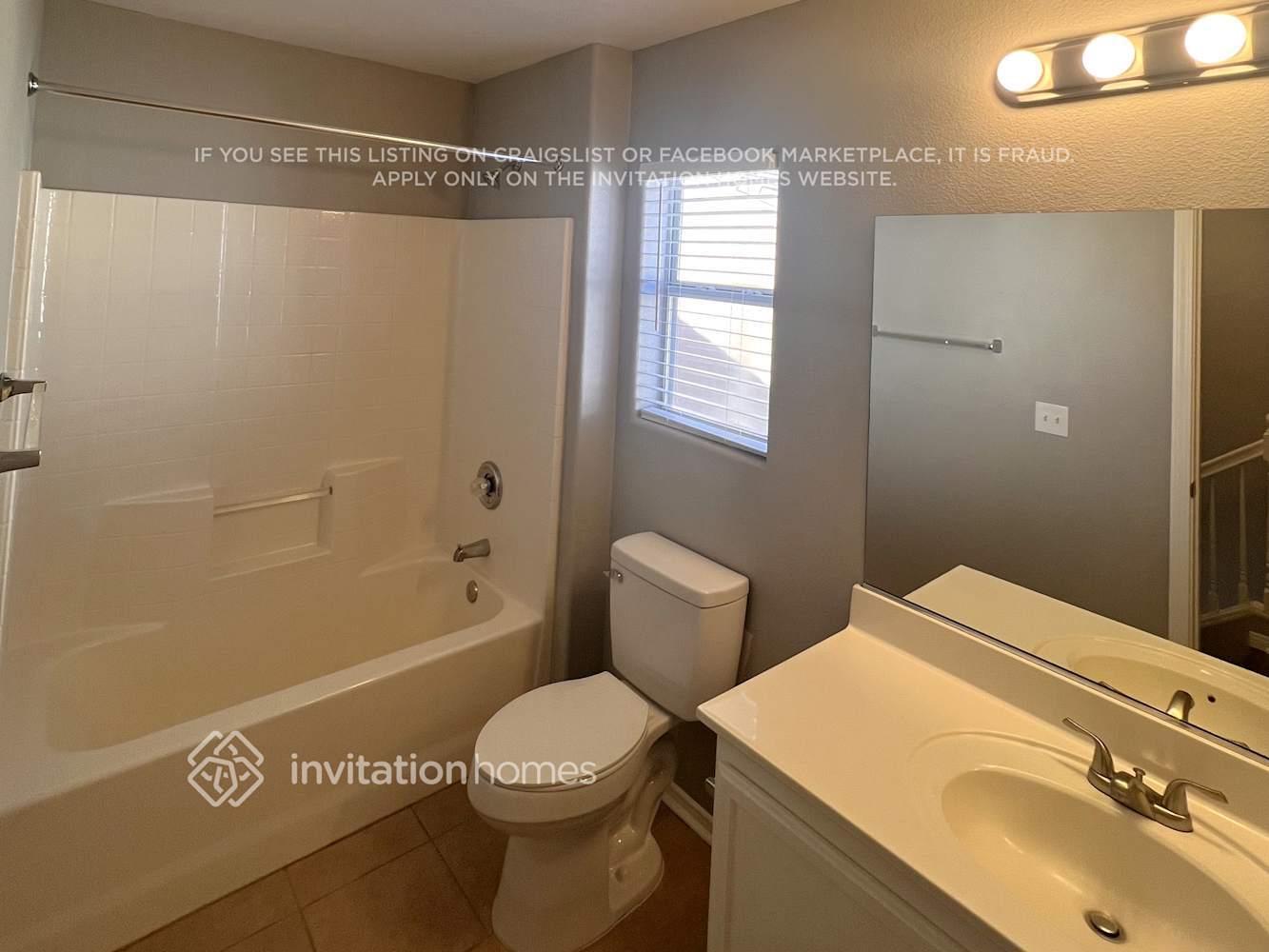 Building Photo - 11131 Abbeyfield Rose Dr
